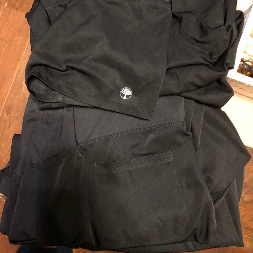 Maternity Scrubs 2 sets